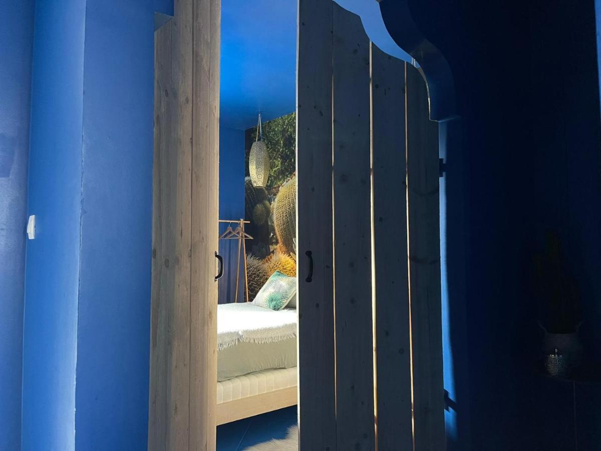 Apartment Luxury Jardin Majorelle Paris Orly Avec Jacuzzi *